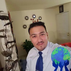 Meet your Posher, Raul